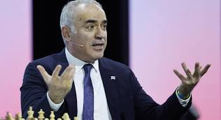 Mandato d’arresto per Garry Kasparov